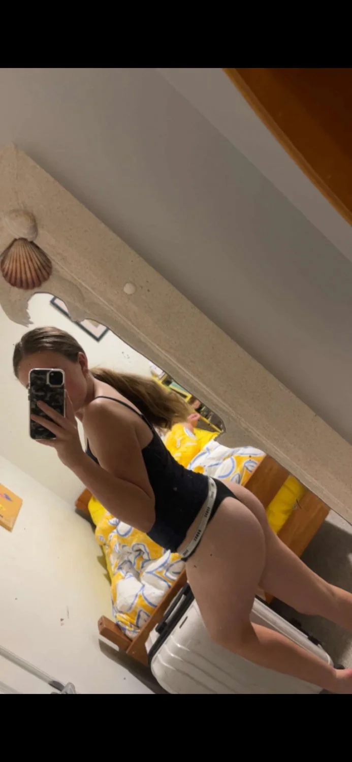 Aussie Snowbunny wants to be (DEGRADE her in the commends) image 5