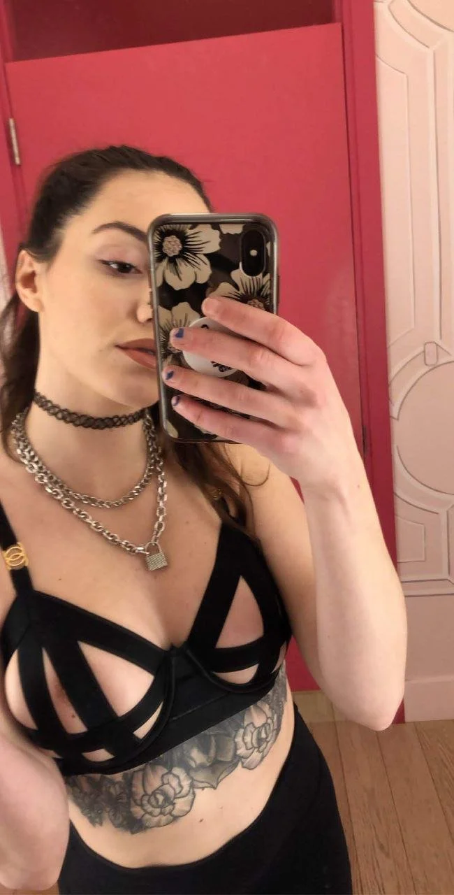 Gorgeous Girl Shows Off Her Perfect Body image 10