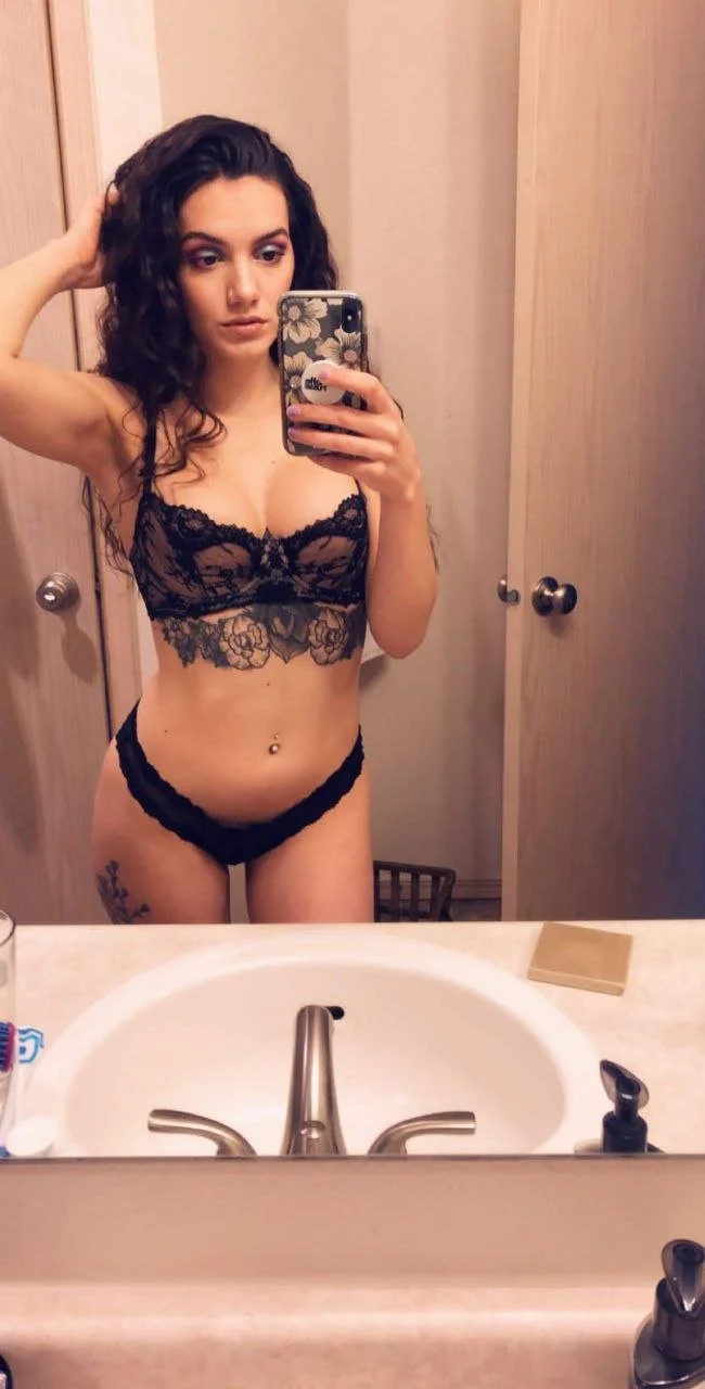 Gorgeous Girl Shows Off Her Perfect Body image 46