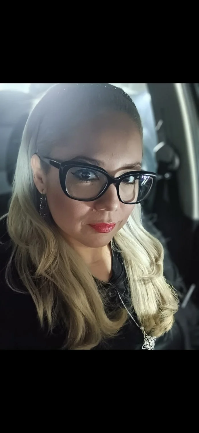 Rica cajera madurita de tetas caidas image 16