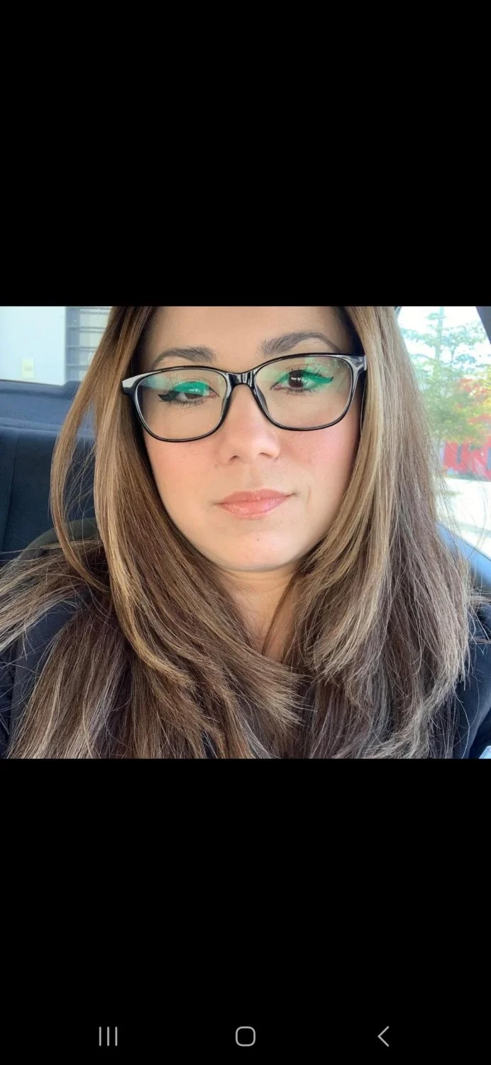 Rica cajera madurita de tetas caidas image 2