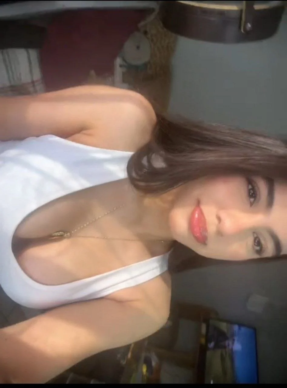 que le harían ha esta puta? image 1