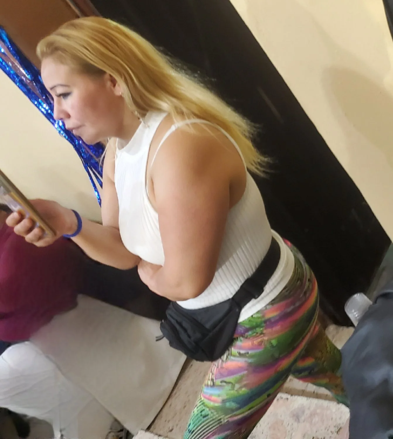 Rico culo de Milf image 7