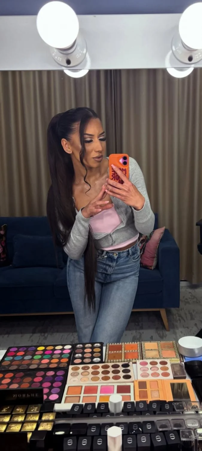 Whore main image