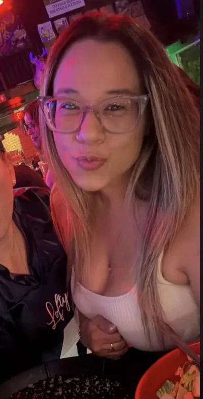 Rate this MILF cover image
