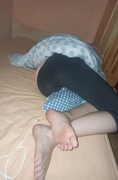 Sister feet cover image