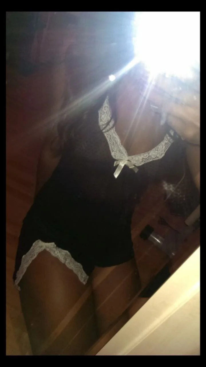 Curvy Ebony in lingerie leaked image 23