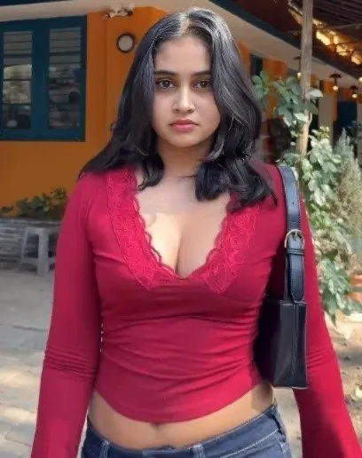 Busty indian baddie aishwarya from bangalore got hardfuck in hotel with her friends image 8