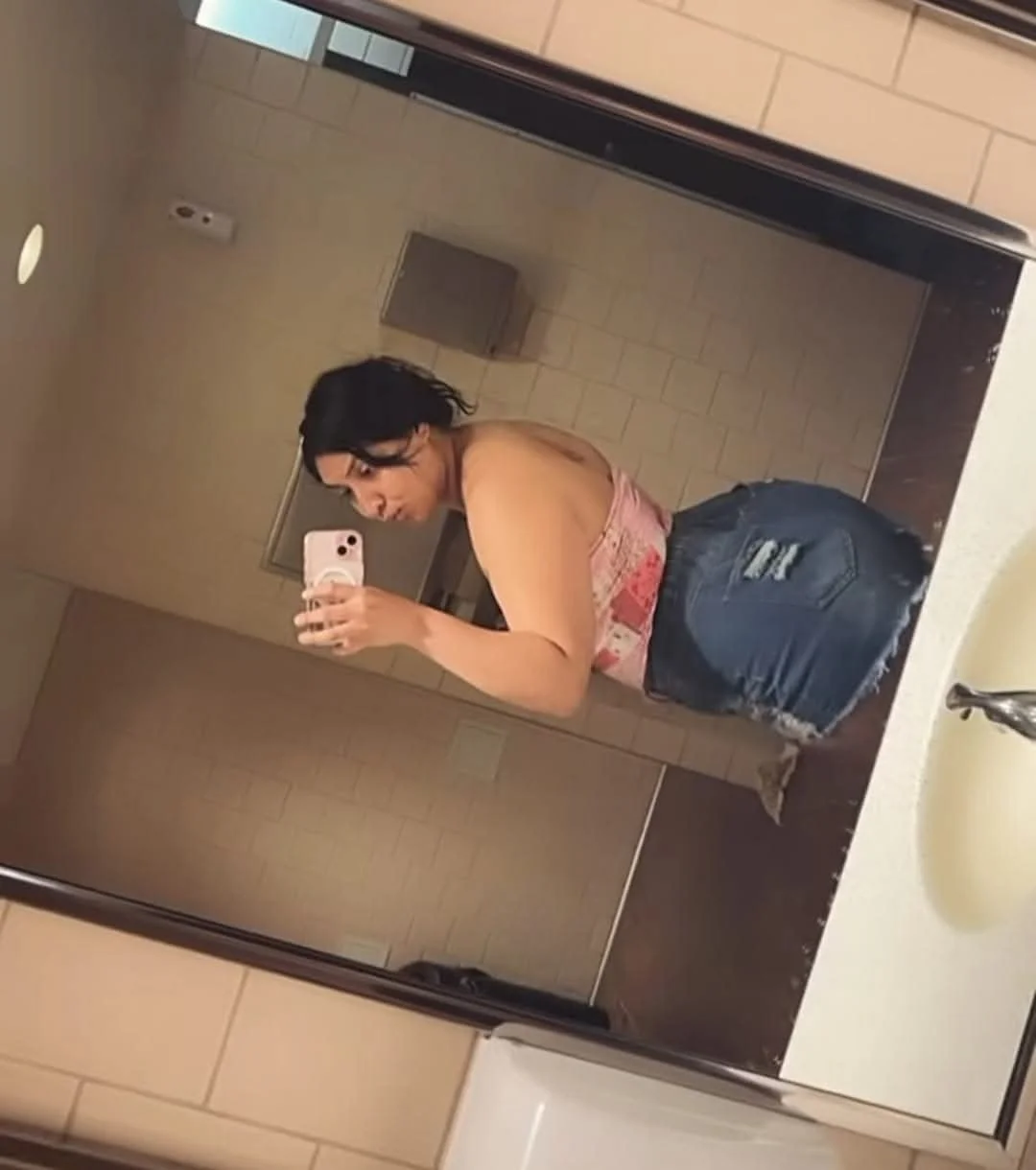Milf image 2