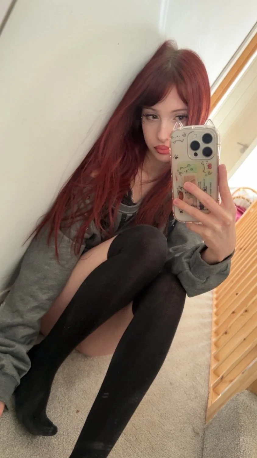 skinny whore 2 main image