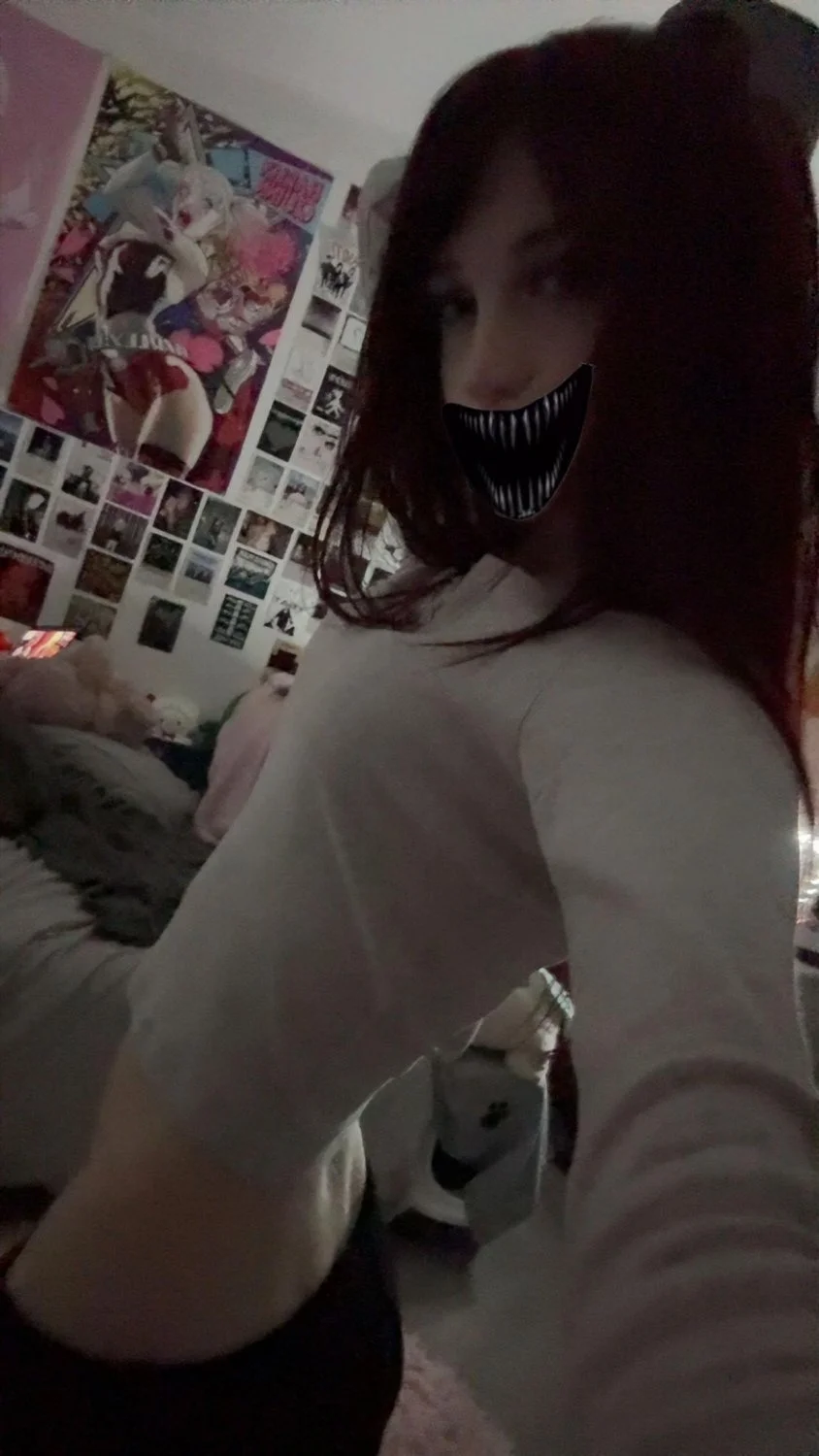 skinny whore 2 image 7