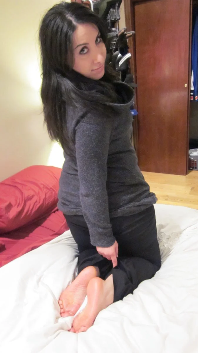 27 year old Armenian American nonni get her feet sprayed by her ex bf part 2 image 23