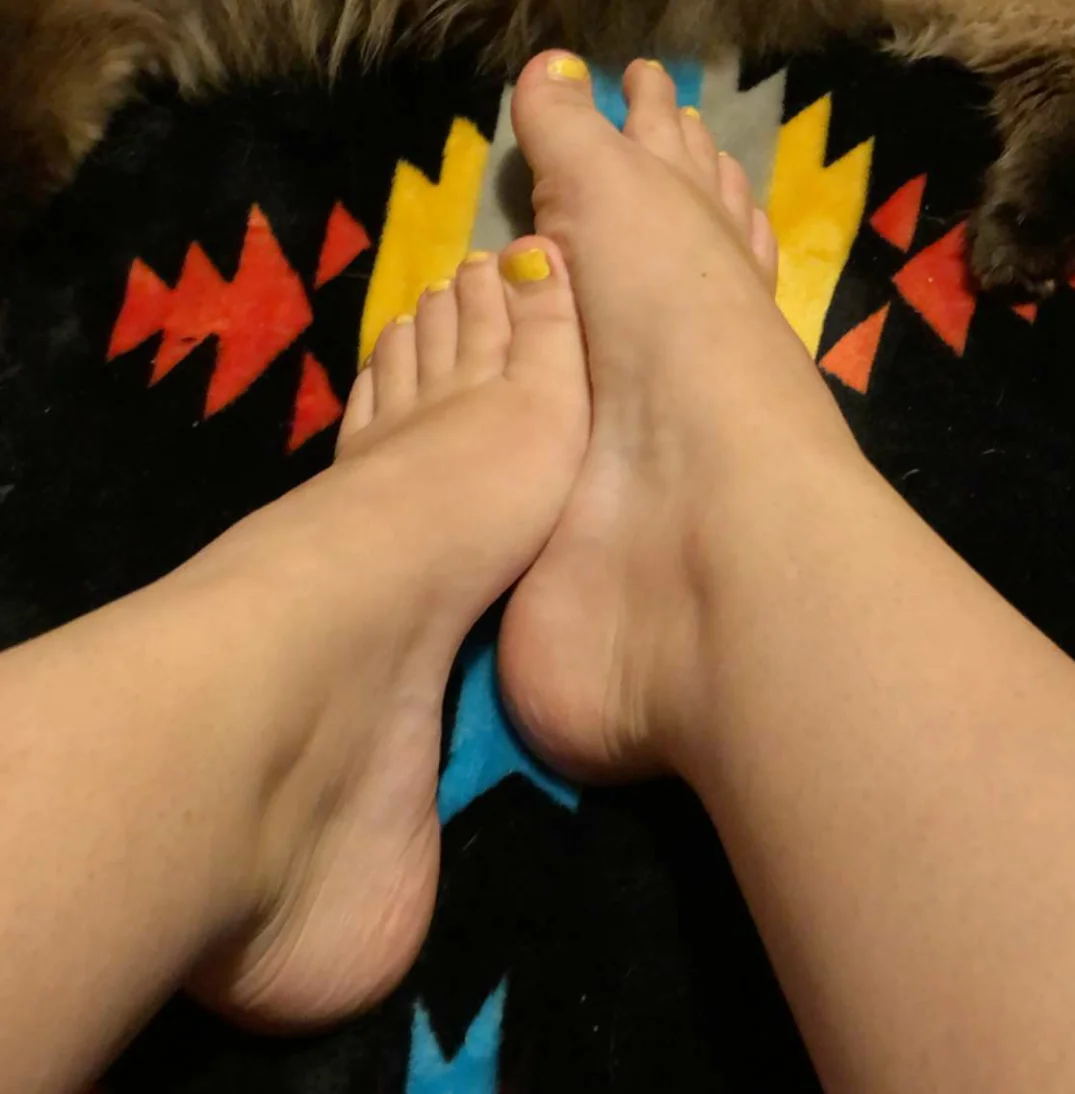 Thick pawg short haired slut image 13