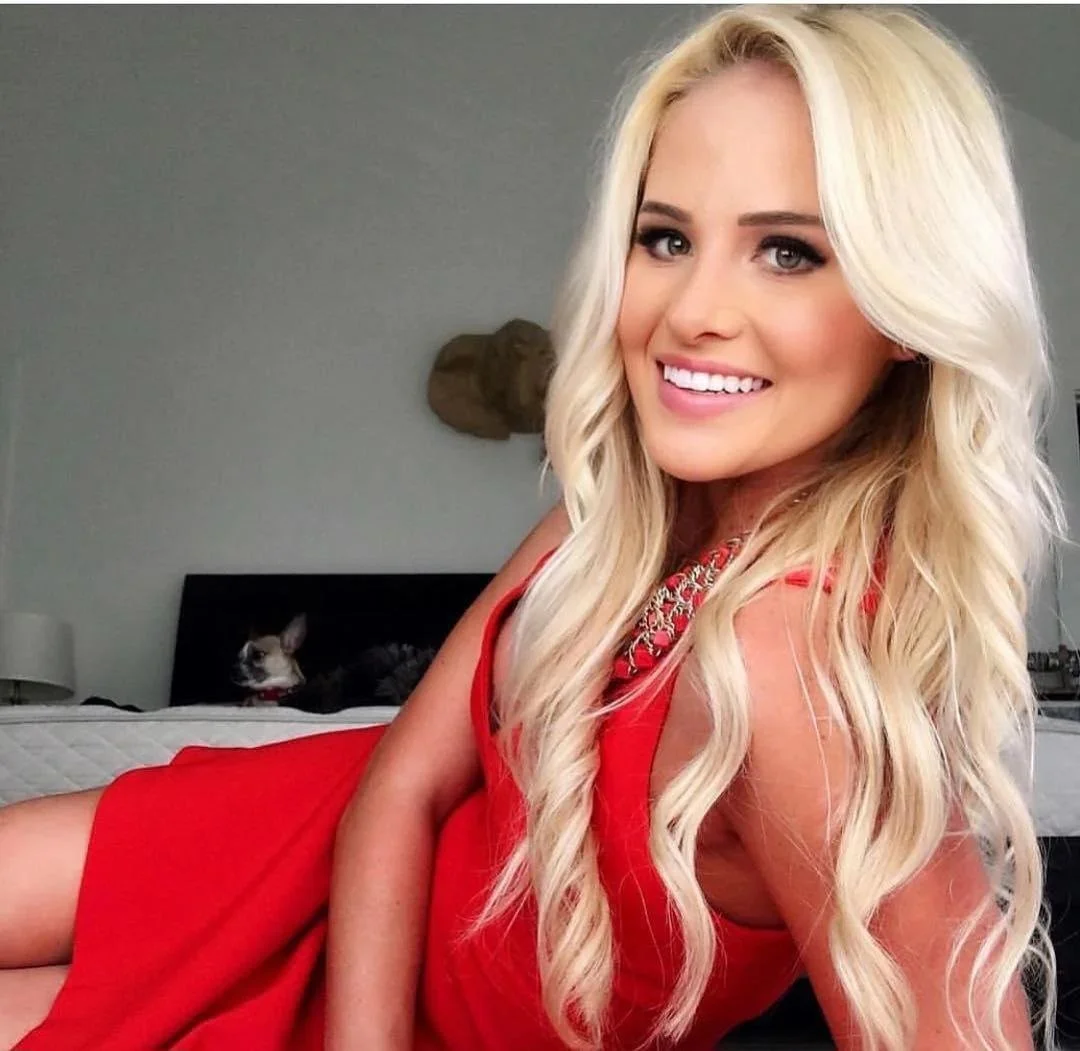 Smoking Hot Blonde Tomi image 24