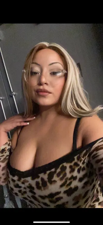 Latina cover image