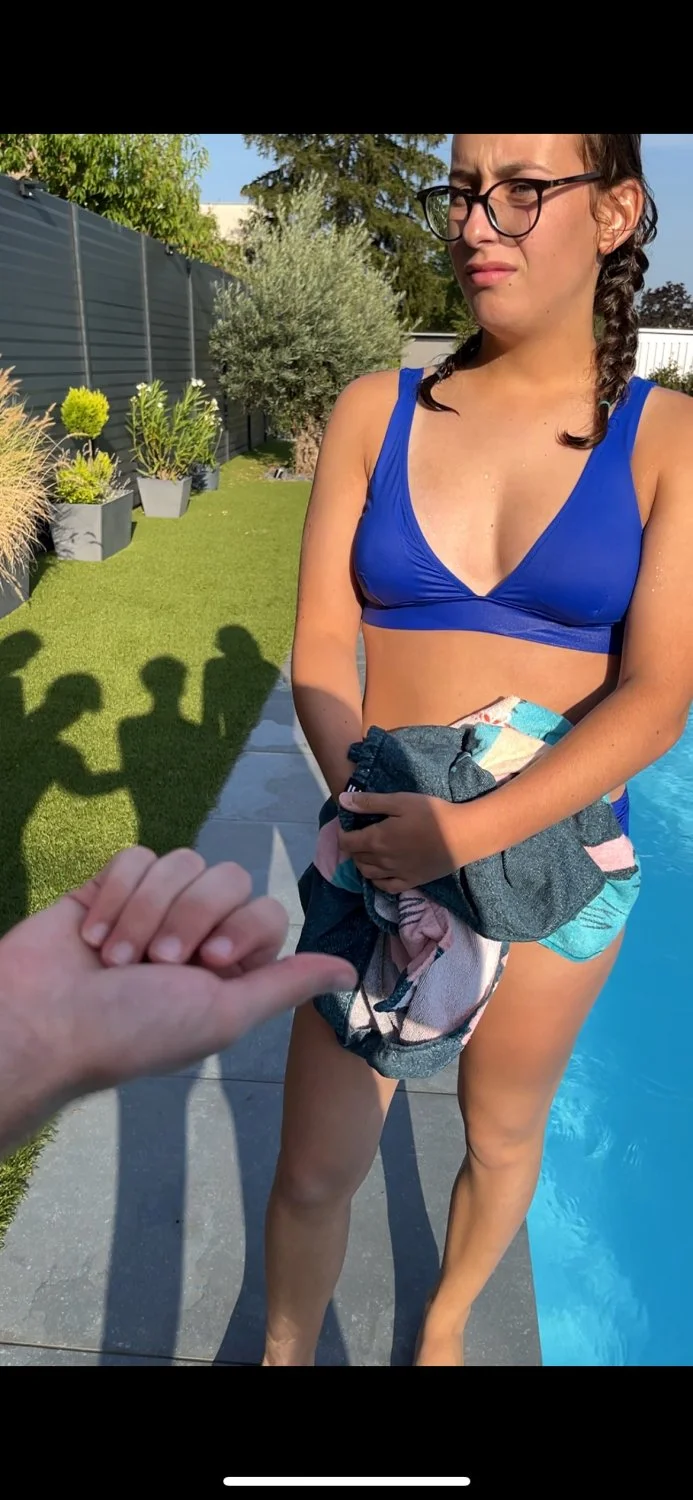 Step sister pool 🔥🔥🔥 image 2