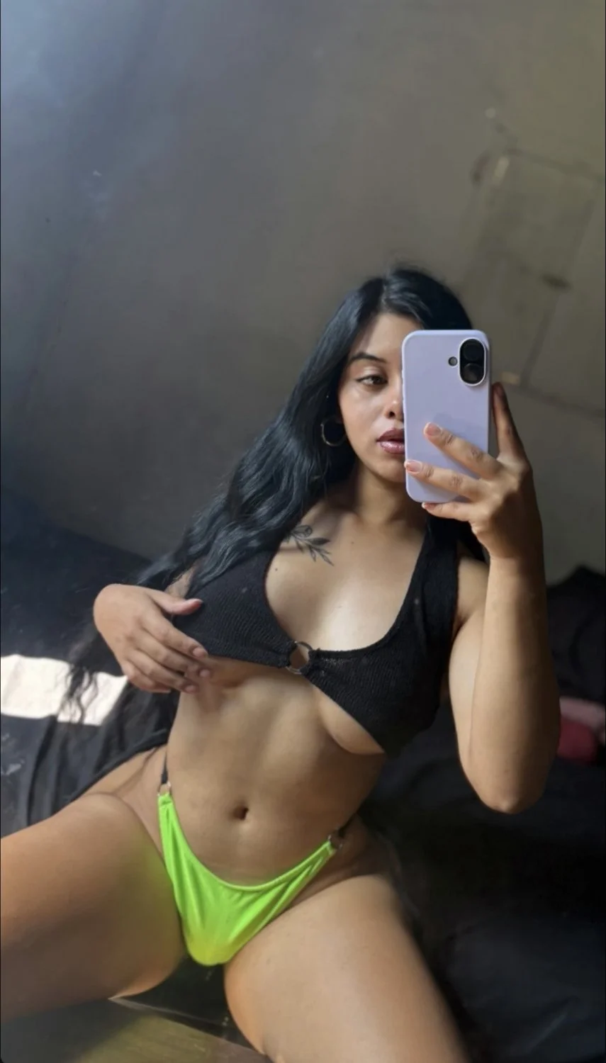 Pendeja Argentina bien puta / mica Sánchez image 4