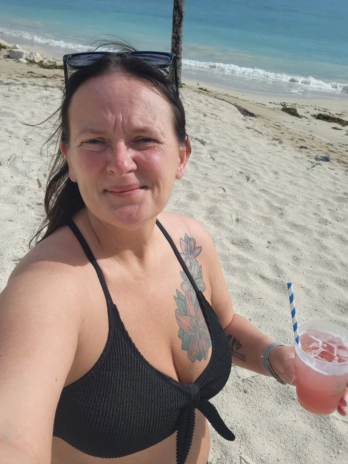 Mother & Daughter Swimsuit Cleavage image 10