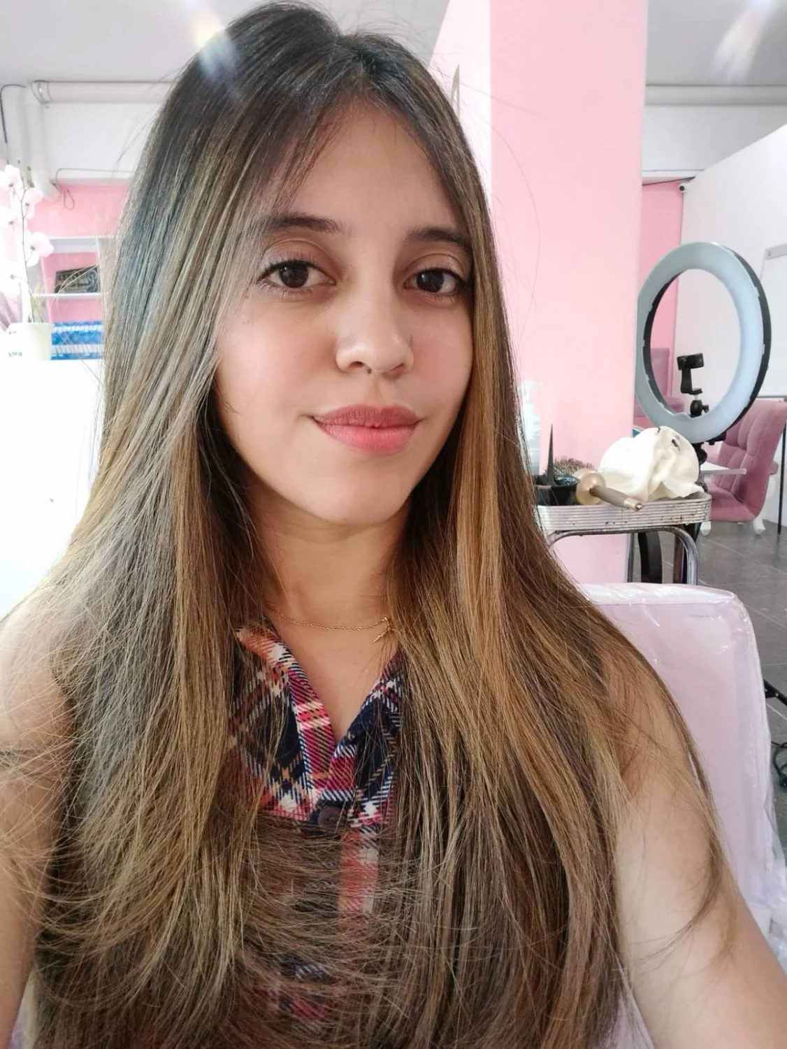 Anna Delgado puta flaquita exhibida image 14