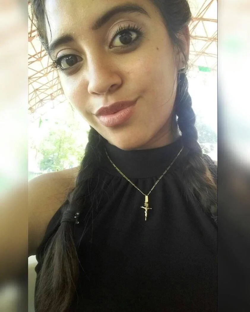 Anna Delgado puta flaquita exhibida image 6
