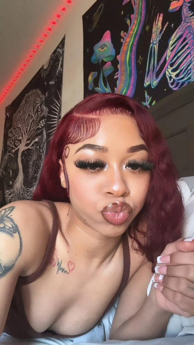 Pretty Ebony pussy image 8