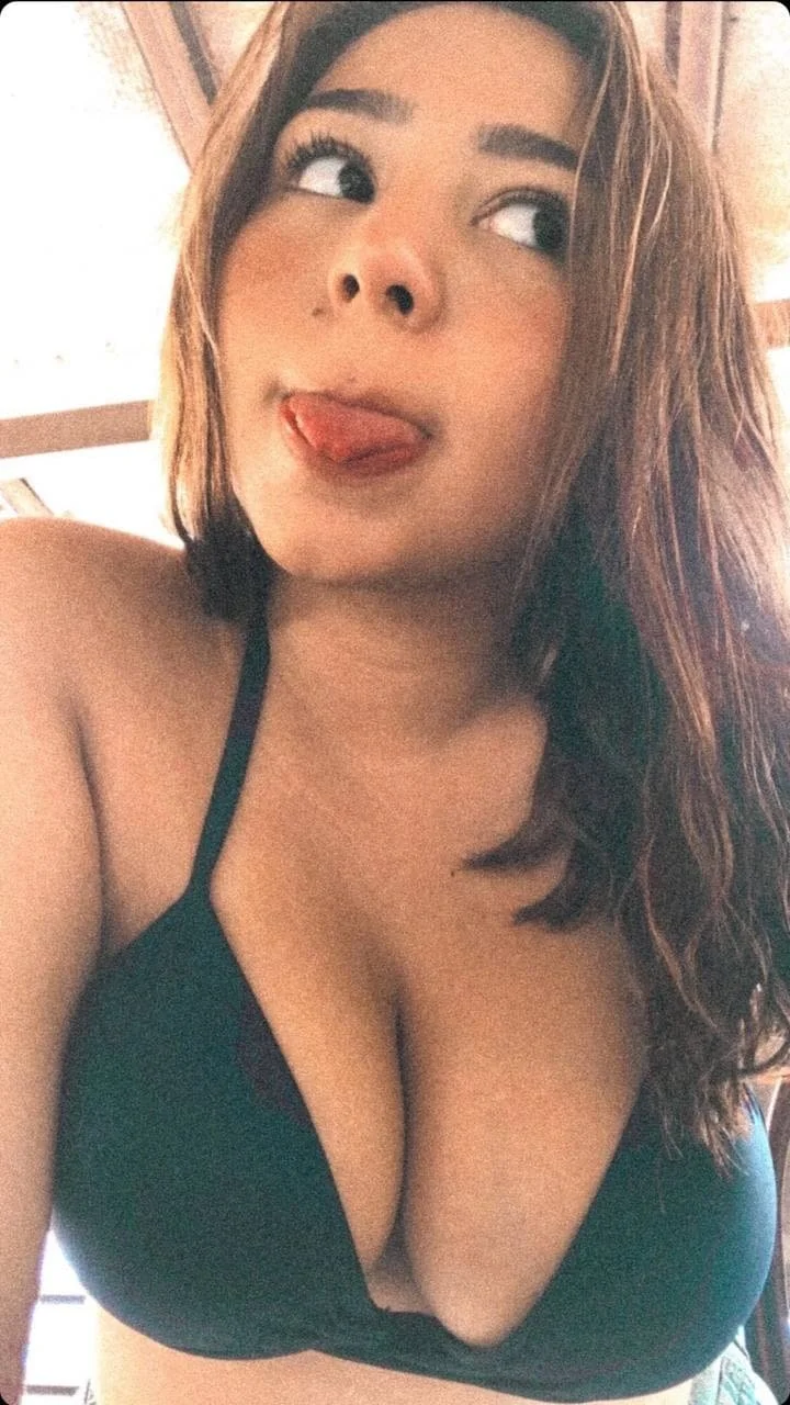 Amiga con ricas tetas🍒 image 15