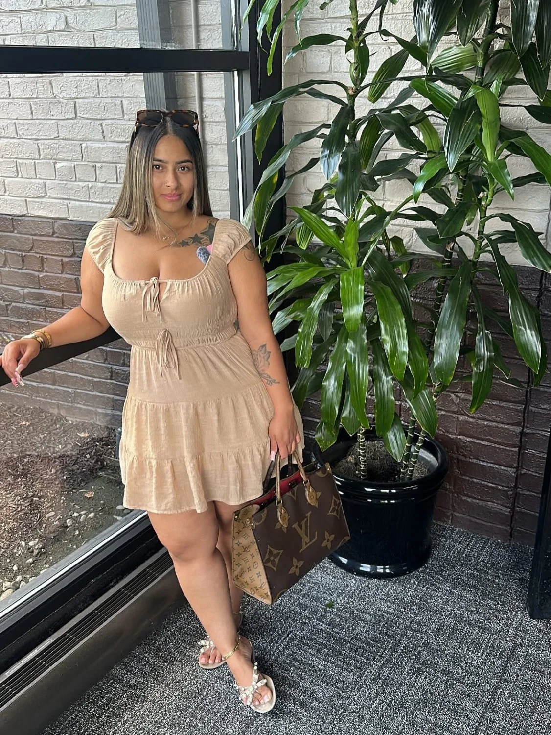 keepingupwqueen_ image 17