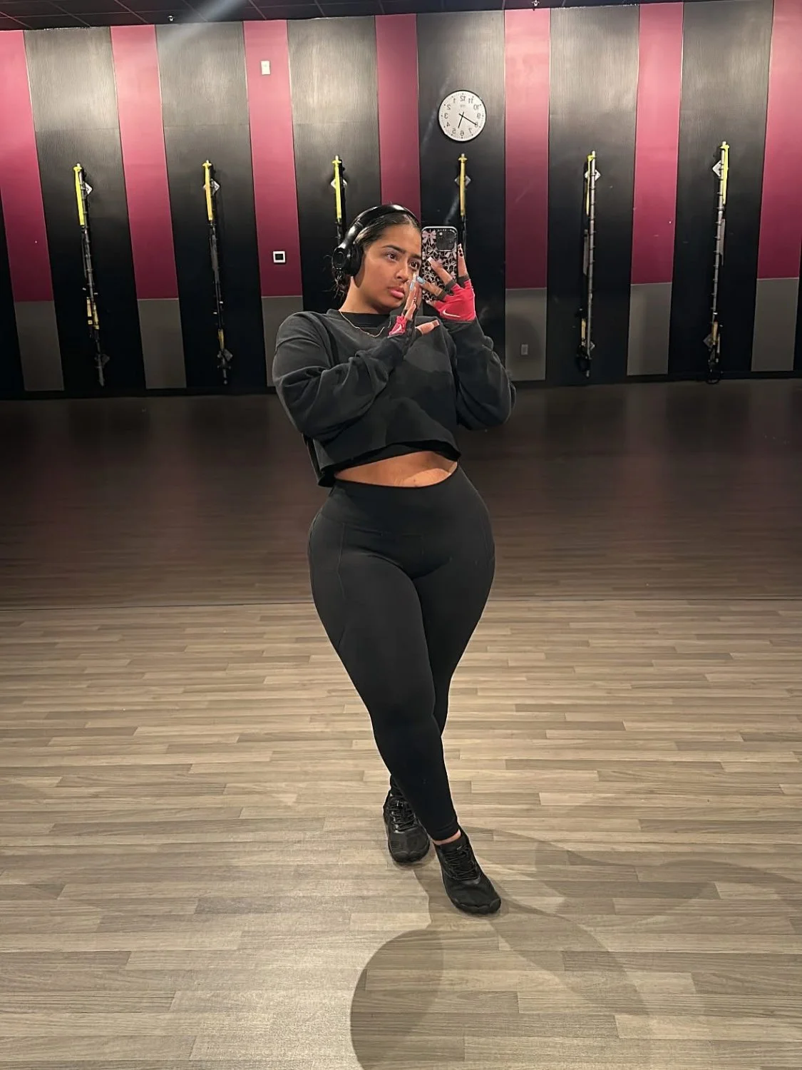 keepingupwqueen_ image 29