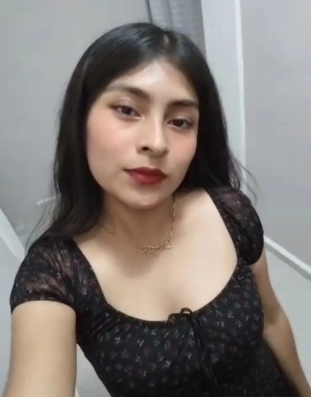 La puta pendeja de Anya, como la humillarian image 5