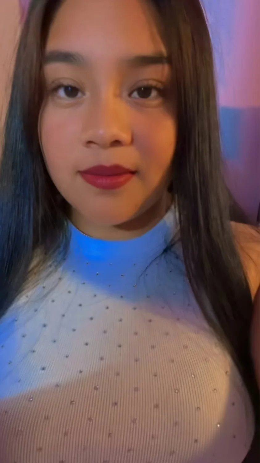 Que rika se vería esta carita de ángel, llena de semen🤭😋😏🥵🥵 image 19