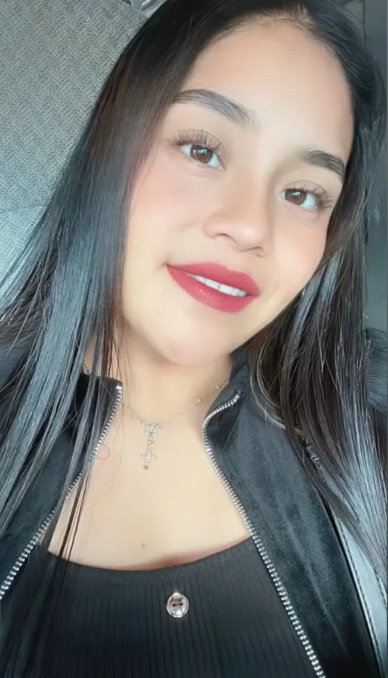 Que rika se vería esta carita de ángel, llena de semen🤭😋😏🥵🥵 image 4