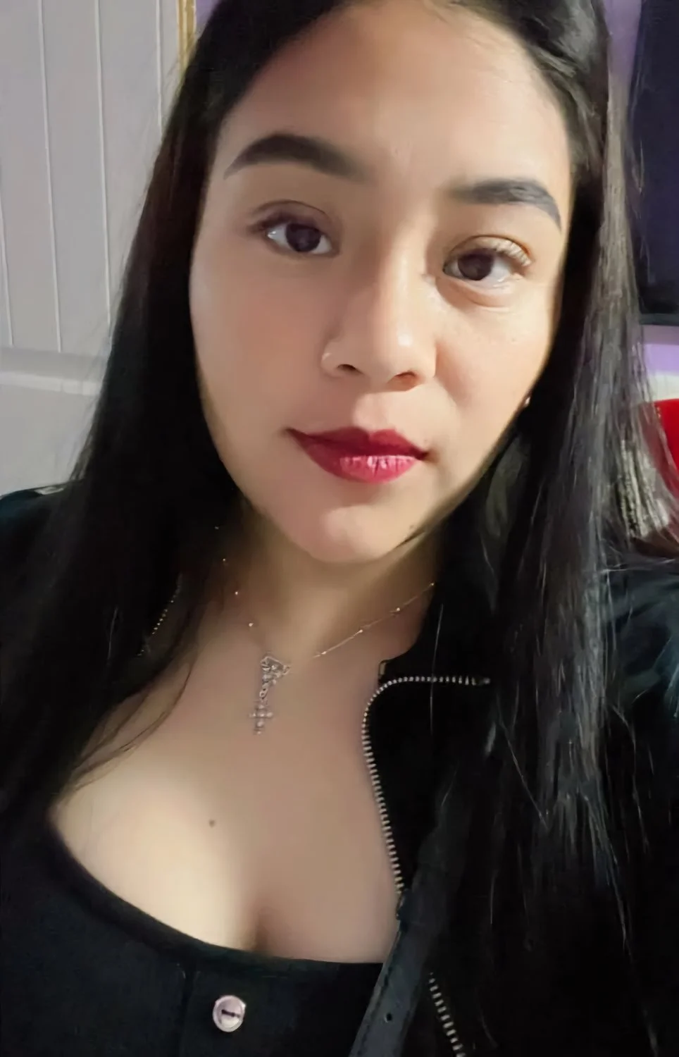 Que rika se vería esta carita de ángel, llena de semen🤭😋😏🥵🥵 image 6