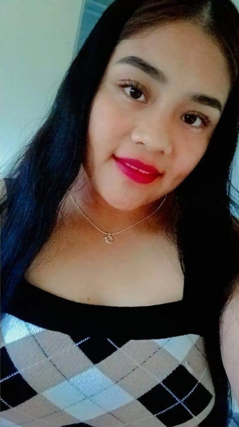 Que rika se vería esta carita de ángel, llena de semen🤭😋😏🥵🥵 image 7