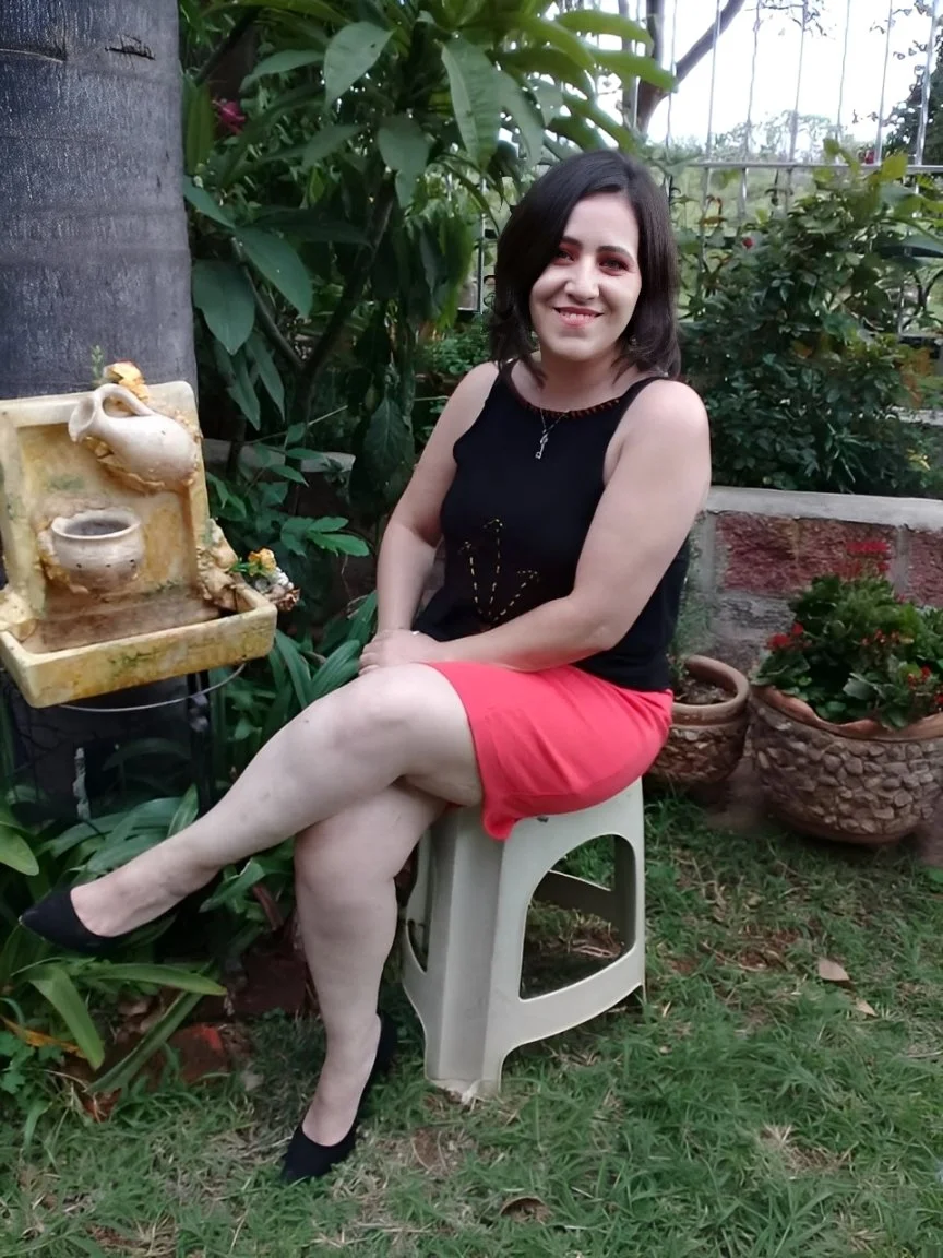 Casada Puta image 10