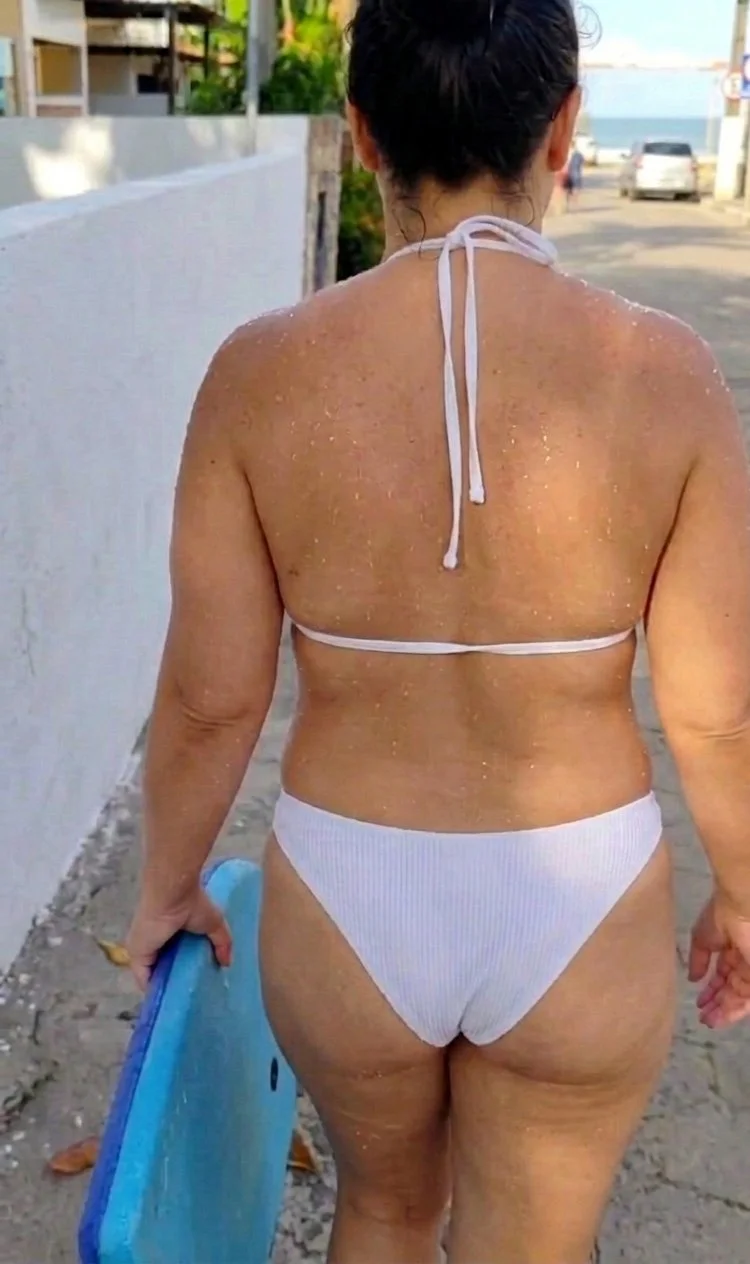 Amateur milf wants to be a fuck toy. Any volunteers image 13