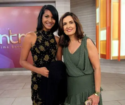 Novinha morena de Maceió Alagoas tem vídeo vazado, deu entrevista na globo, época do vídeo (2016) cover image