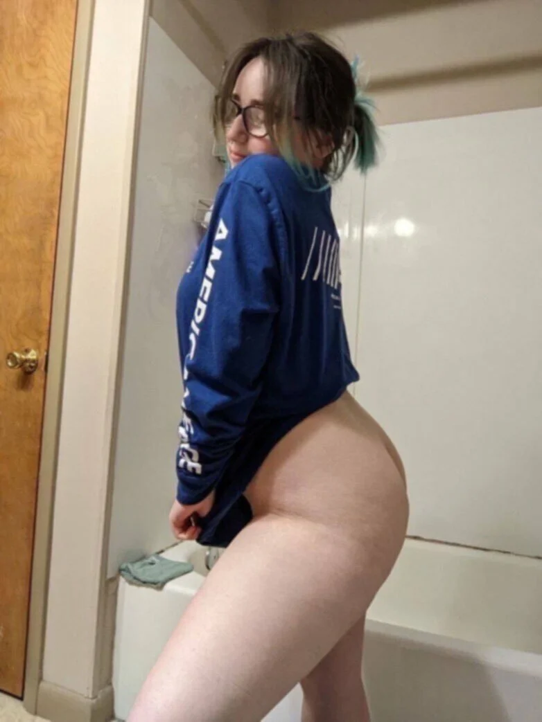 Easiest fuck in town. Naughty slut image 3
