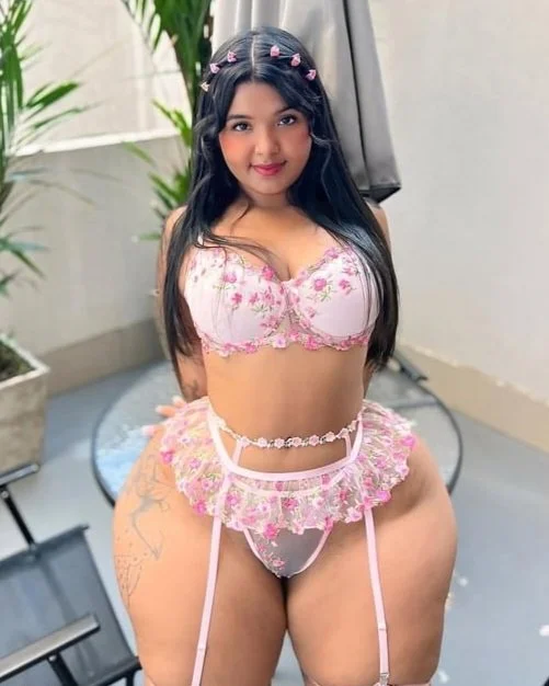 Sexy ExtraCurvyButt image 13