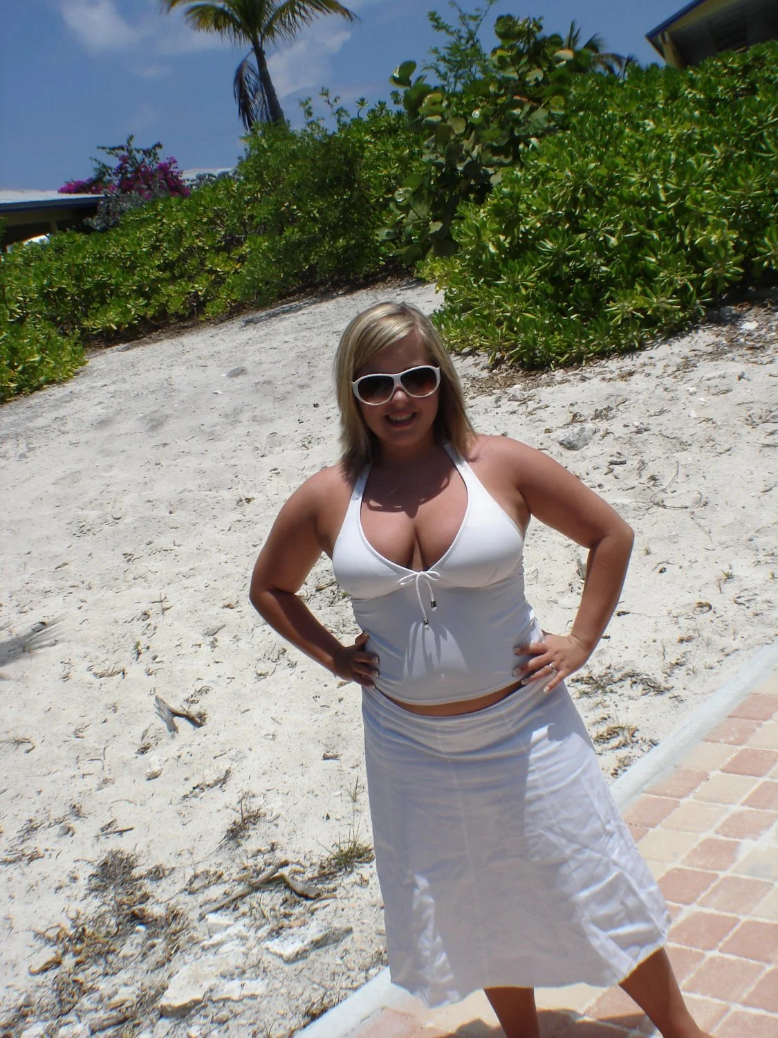Husbsnd exposes wife Melissa image 5