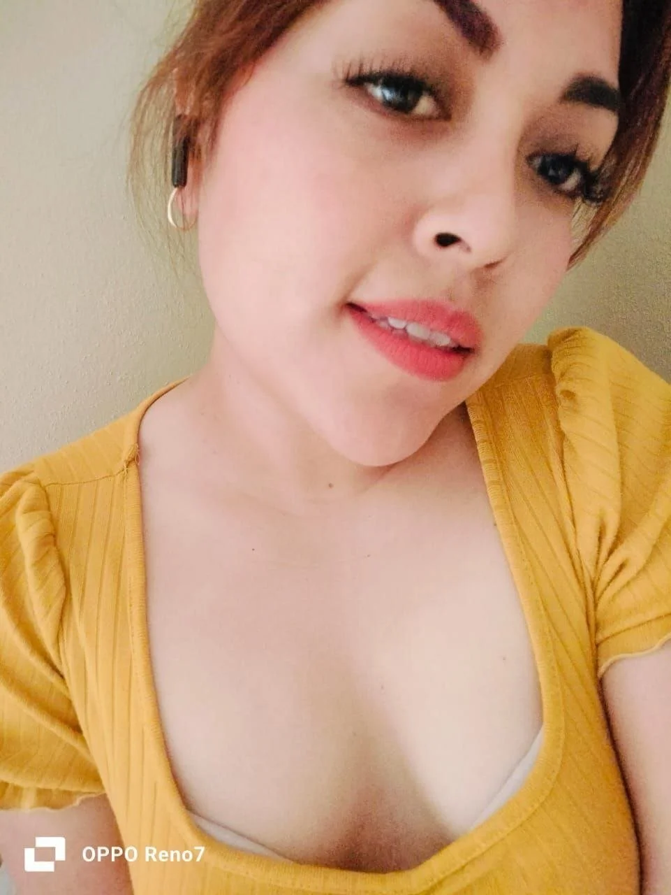 Mexico nos trae otra rica puta Berenice le encanta mostrar la concha image 1