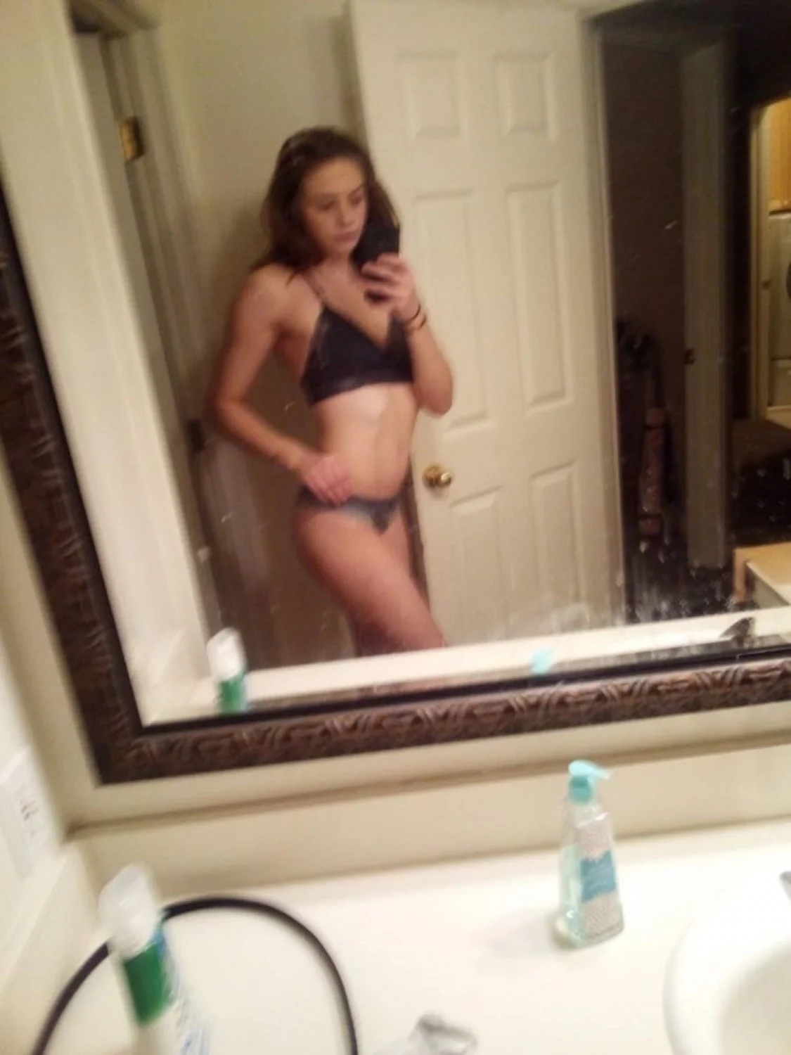 Chanelle image 7