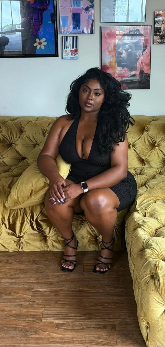 Sexy Ebony image 8