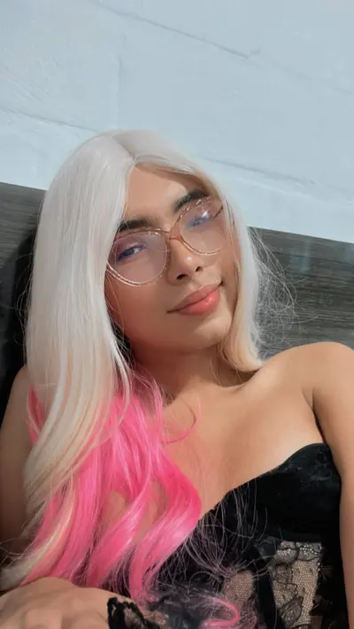 Don’t underestimate me… I can make you come faster than you think. http://onlyfans.com/sara_saez cover image
