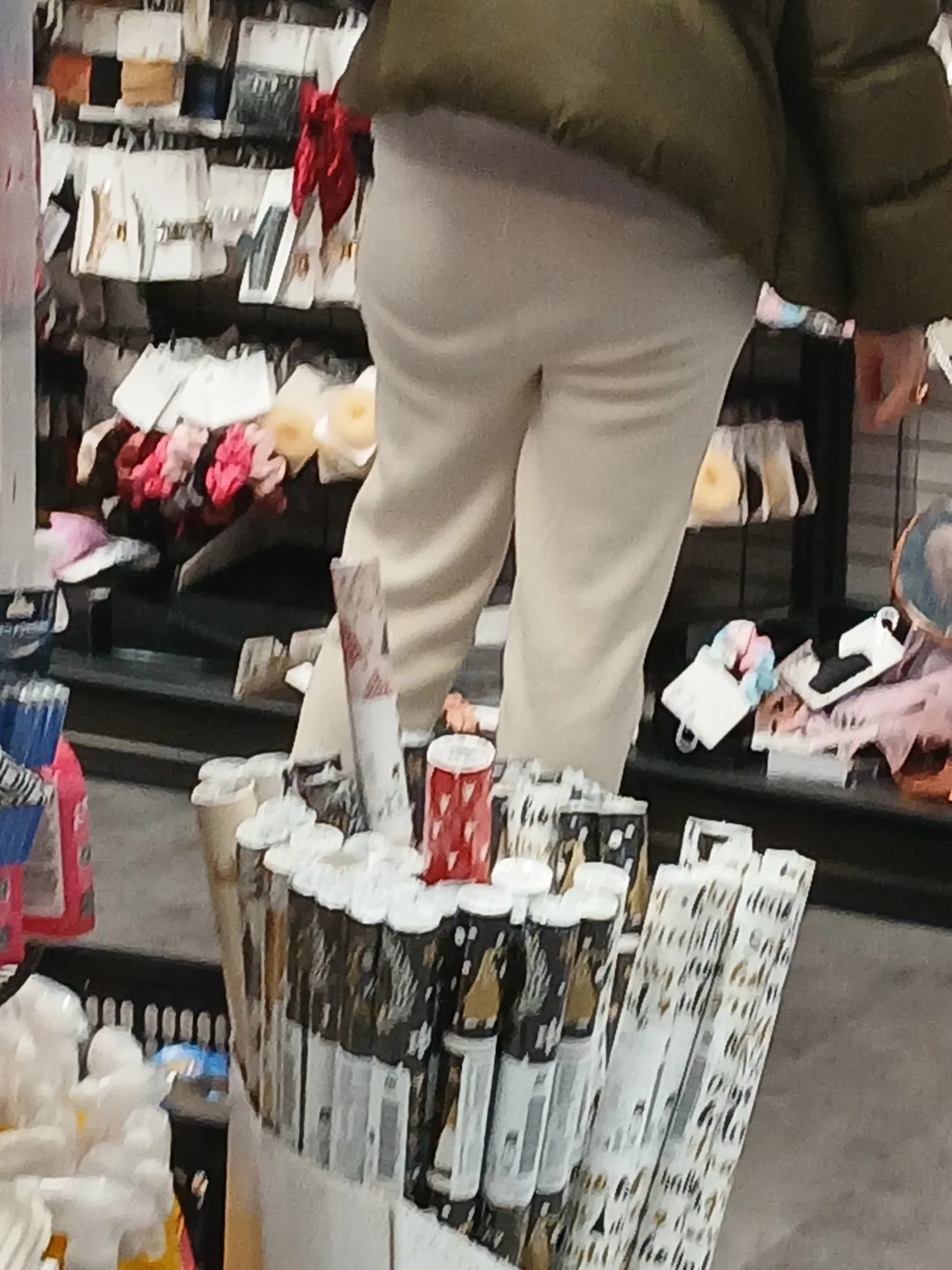 Sexy milf squading 😍😍 image 3
