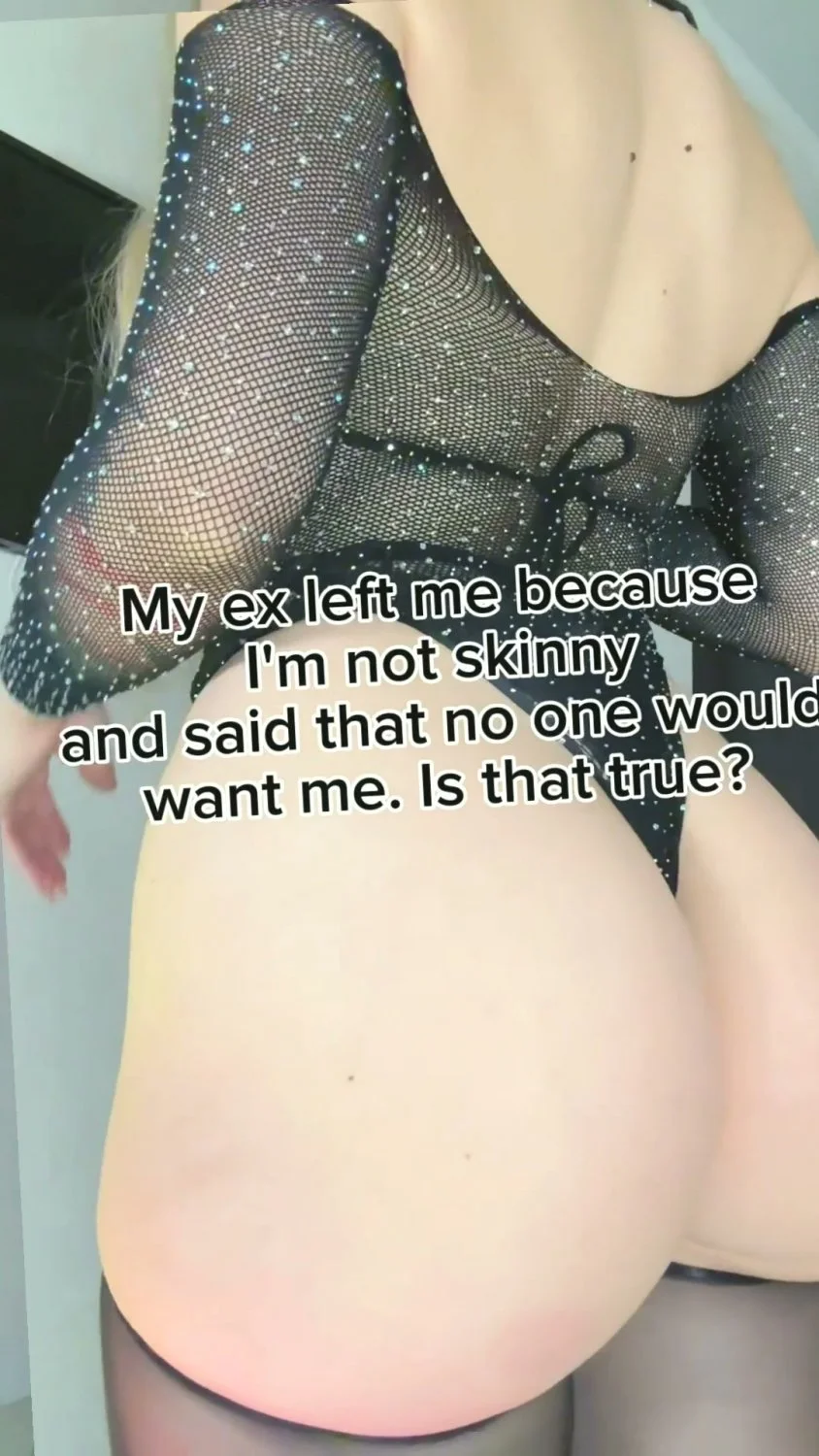 🔞 Wild wild petite body nude sucking dick wet 💦🍑 Exclusive OF image 4