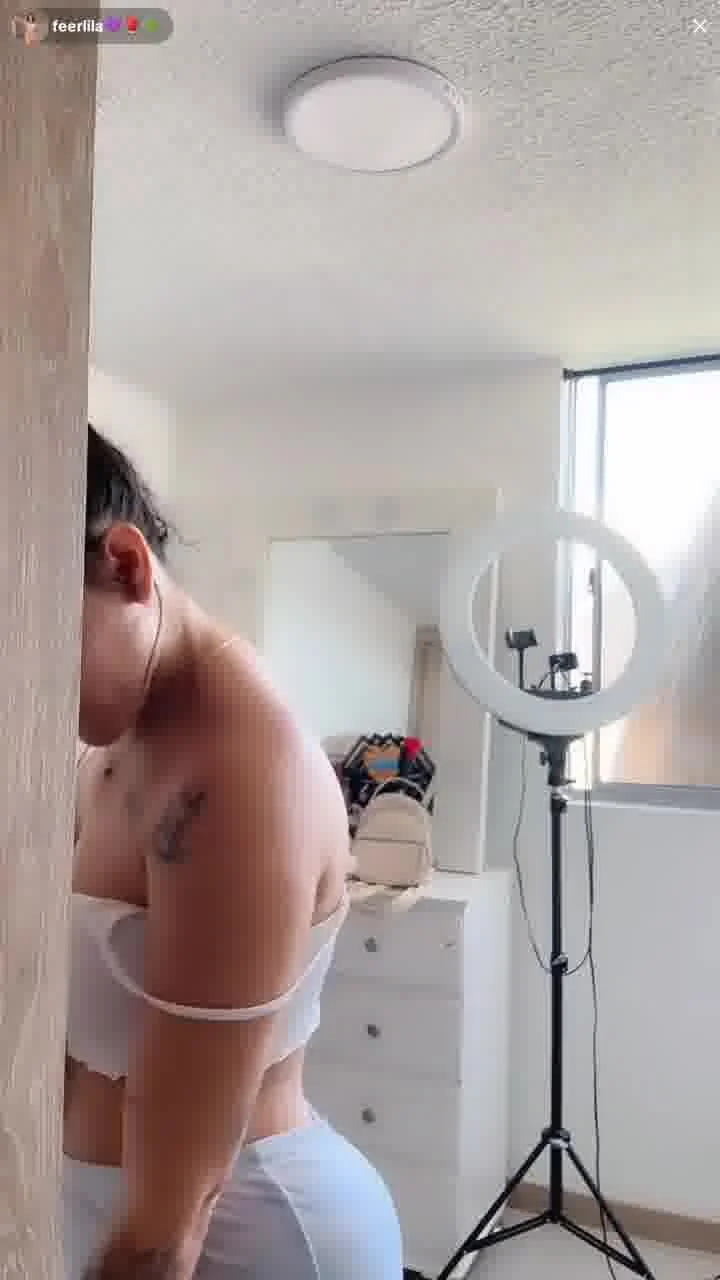 tiktok live f33r1ll4 dumptruck image 9