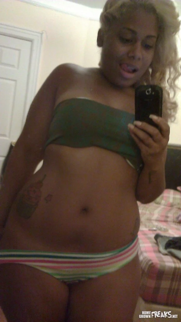 Young yasina image 8