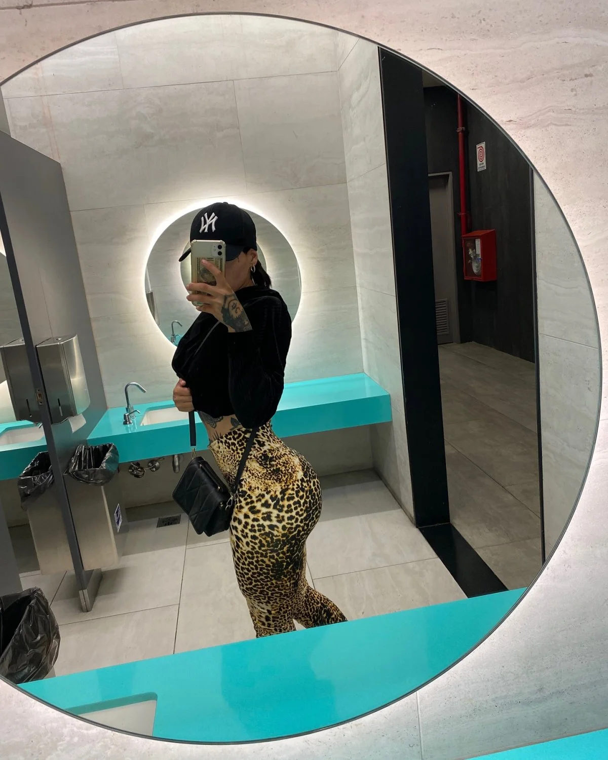 Jade Barbera Culona image 2