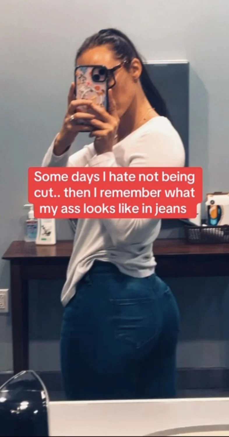 My Pawg sister pt 2 image 4