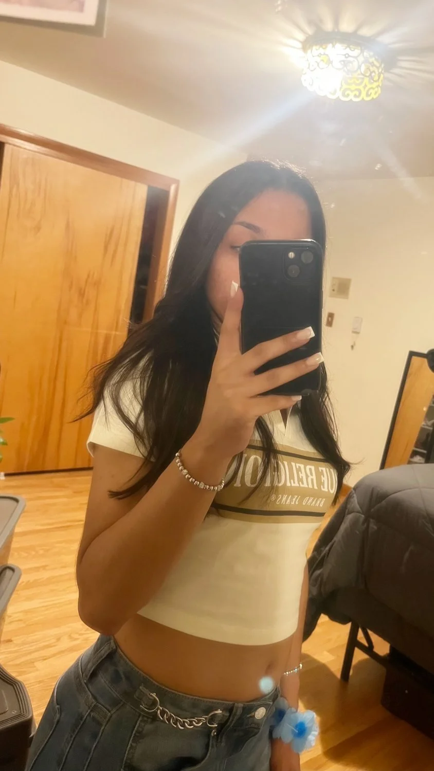 Latina teen slut Melissa image 2